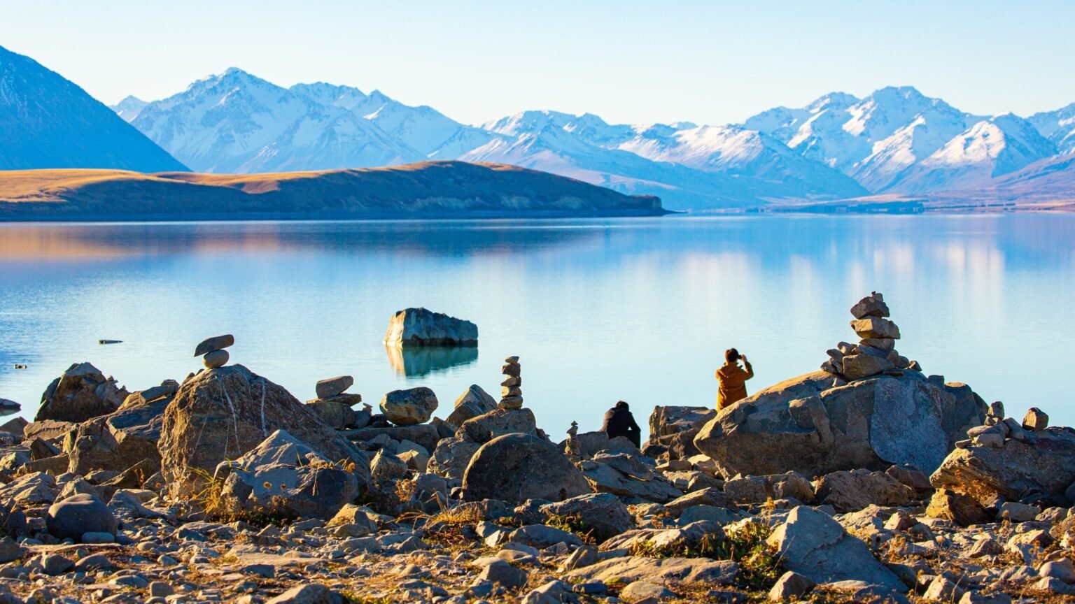 New Zealand Travel Guide: Why It Should Be Your Next Dream Destination new zealand travel guide